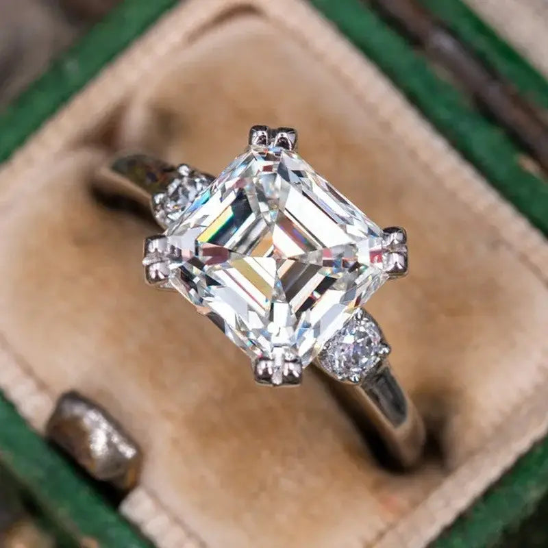 Everlasting Gold - Women's Stainless Steel Gold Ion Plated Ring With Clear CZ Stones