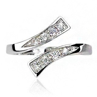 Sparkle Toes– Double flared multiple round-cut cubic zirconia sterling silver toe ring